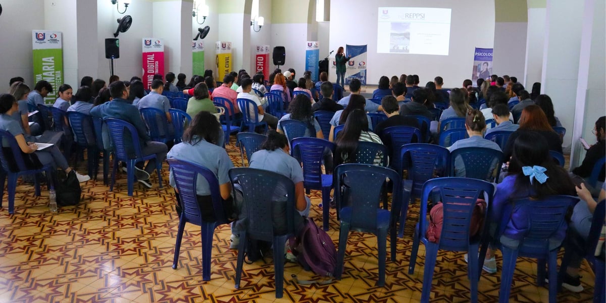 Reunión estudiantes psicología